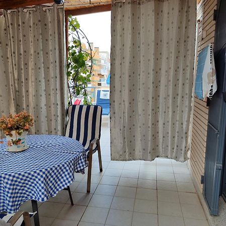 Habitacion Familiar En Un Atico Con Gran Terraza Y,Cocina ,En La Playa Burriana Luaran gambar