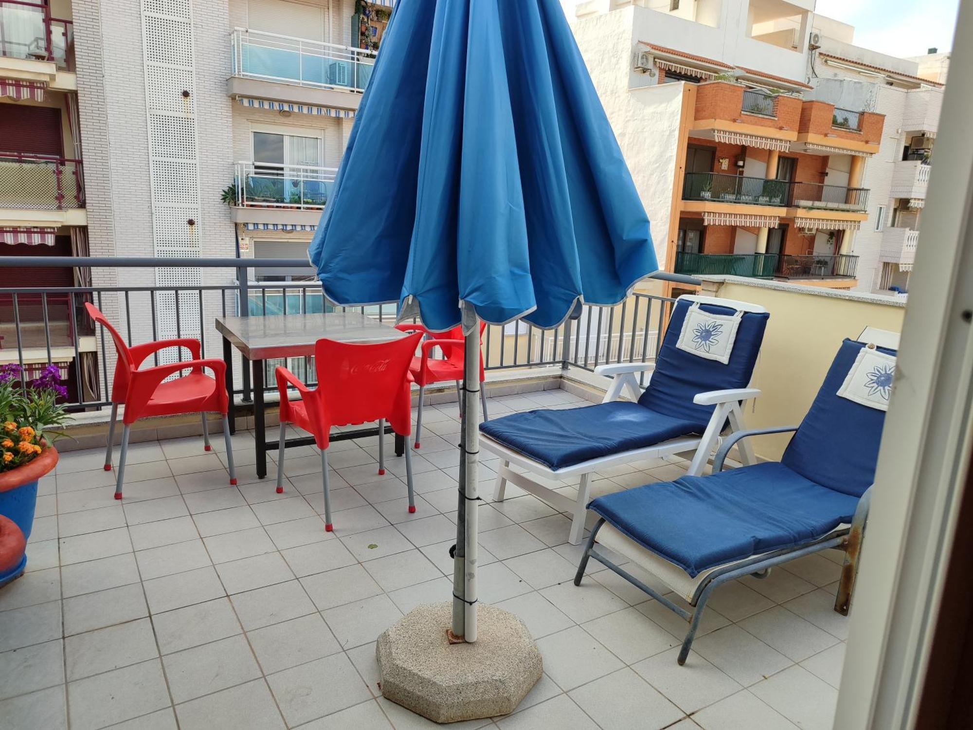 Habitacion Familiar En Un Atico Con Gran Terraza Y,Cocina ,En La Playa Burriana Luaran gambar
