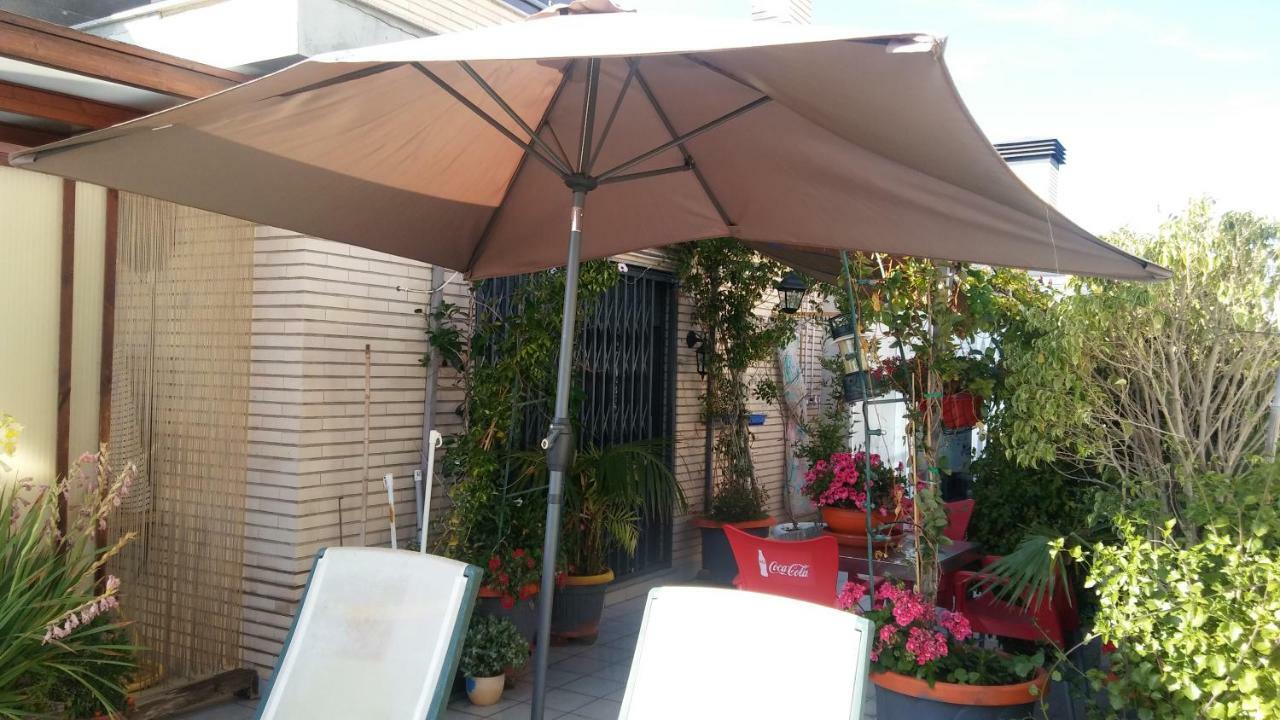 Habitacion Familiar En Un Atico Con Gran Terraza Y,Cocina ,En La Playa Burriana Luaran gambar